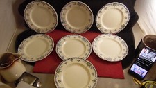 Service de 7 assiettes a