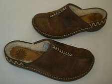 UGG AUSTRALIA LEATHER