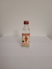 OLD VINTAGE BEEFEATER LONDON
