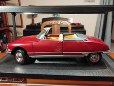 Norev 1/18 - Citroen DS 19
