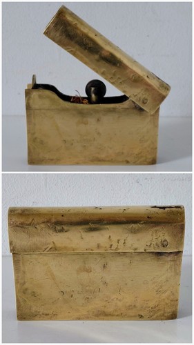 Ancien briquet forme de - ancien,