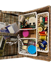 ANCIENNE BOITE A COUTURE