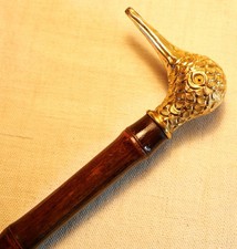 Fine Canne de dandy à pommeau de tête d’oiseau en métal doré XIX SDC24CAN002