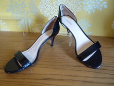 COSMOPARIS Escarpins sandales