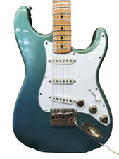 [Fender] Guitare électrique