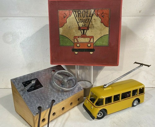 Trolleybus automobile troll - trolleybus,
