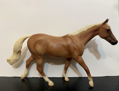Breyer classic series 616 - breyer,