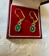 ANCIENNES BOUCLES D'OREILLES PLAQUÉ OR  -JADE SCARABÉE SCULPTÉ - DESIGN ORIGINAL
