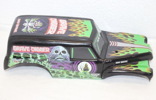 New bright grave - digger, body