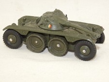 Véhicule char blindé français EBR PANHARD DINKY TOYS 1:50