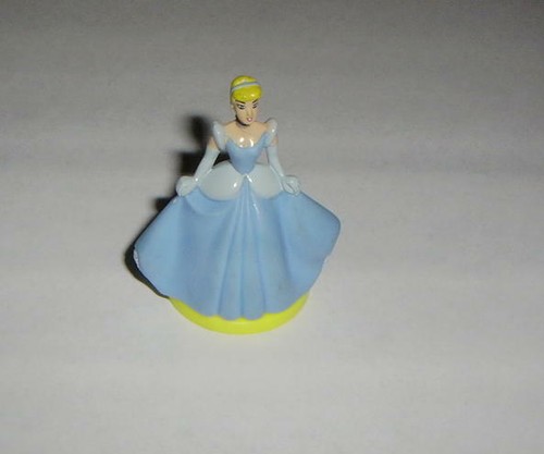 Figurine princesse cendrillon - figurine,