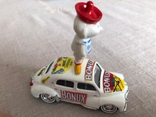 RENAULT4 CV PUB  BONUX - ANNEE  60-1/43  - ESPRIT  TOUR DE FRANCE CYCLISTE