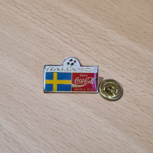 Pin italia coca - (ze),