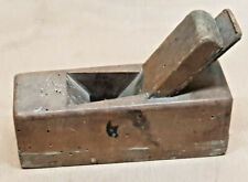 outil ancien petit rabot de luthier ou autre métier semelle plate 
