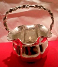 Panier en étain argenté