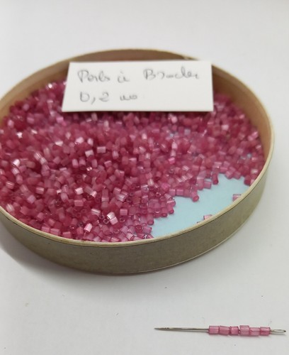 Perles broder en - , verre
