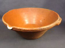 Ancien plat en terre