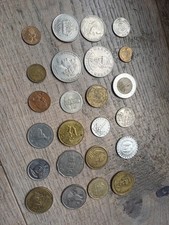 70 Foire A 10 Euros lot de pièces de monnaie Etrangeres  Lot 70