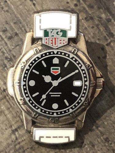 Pins pin montre watch - watch, tag
