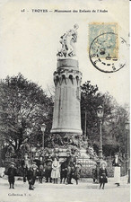 CPA animée voyagée TROYES - Monument des Enfants de l'Aube (1909)