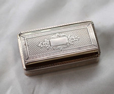 Tabatière en argent guilloché 40 gr poinçon tête de Minerve