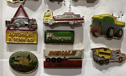Pin lapel - pin's, brooch