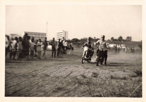 Ancienne photo circa 1960 - 1960, moto