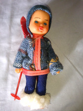 ANCIEN POUPÉE FIGURINE PETITCOLIN UNE SKIEUSE SAVOYARD FRANCE en rhodoïd 1960