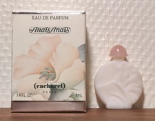 Eau de Parfum Anaïs Anaïs de Cacharel 4 ml. Boite. Plein. Très bon état 