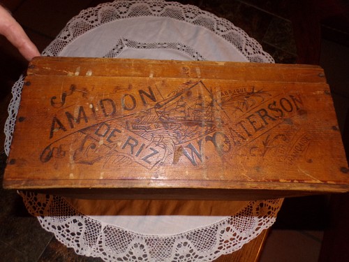 Ancienne boite bois - boite, amidon