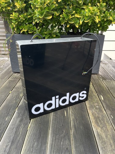 Enseigne lumineuse adidas - enseigne,
