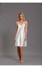 Jupon Classique Satin Épaule