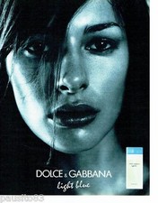 PUBLICITE ADVERTISING 116  2002   Dolce & Gabbana  eau toilette femme Light Blue