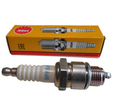 Bougie NGK BPR6HS moto honda