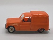 Norev 1/43 Renault R4