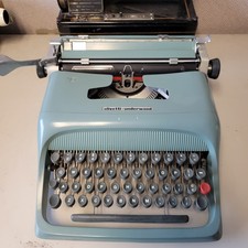 Vintage Olivetti Underwood