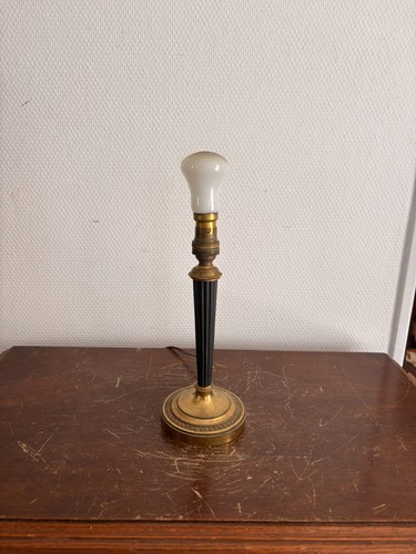 Ancien pied lampe - lampe, néo