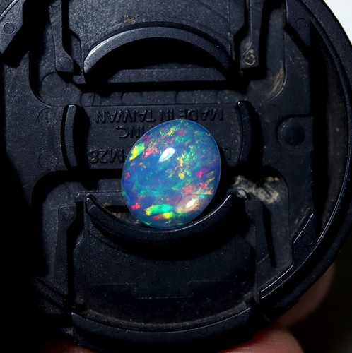 Cabochon opale éthiopienne