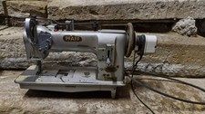Machine à coudre industrielle