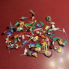 Lot De Personnages Figurines