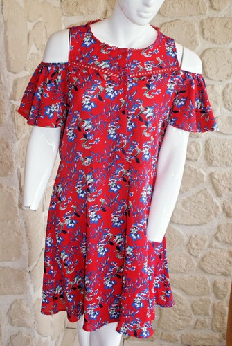 Robe neuve rouge taille - , m