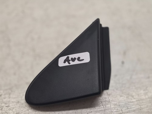 Cache vise aile avant