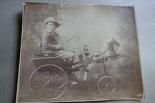 Photographie ancienne ENFANT voiture à cheval charette jouet