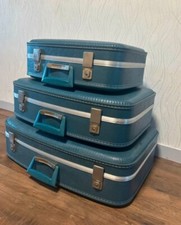 Valises gigognes hôtesse de