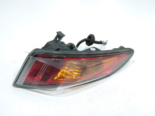 Feu arriere droit 33501smge04 - arriere,