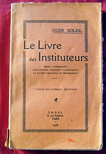 Livre des instituteurs - le,