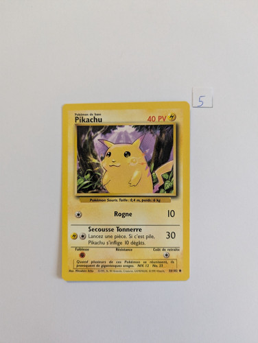 Carte pokémon pikachu 102 - carte,