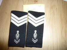 2 Galons armée française  gendarmerie  uniforme ( rangement15)