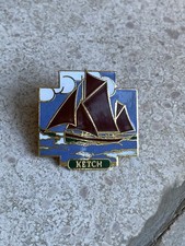 Pin’s Ketch Bateau Voilier