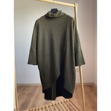 Poncho pull long col roulé